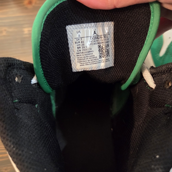 NIKE Jordan 1 MIDI LUCKY GREEN SIZE 8 main image 4